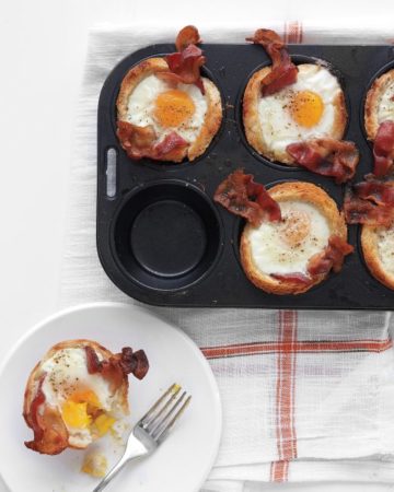 bacon, egg, and toast in a Tin