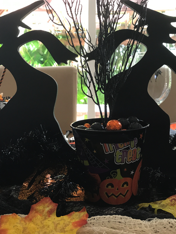 Happy Happy Halloween tablescape.