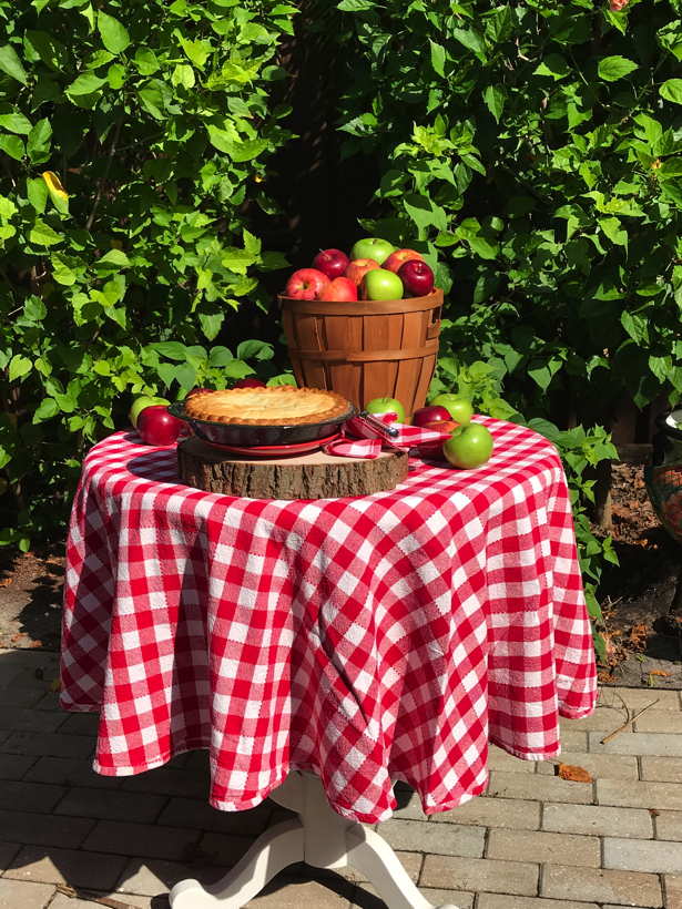 apple orchard apples on table