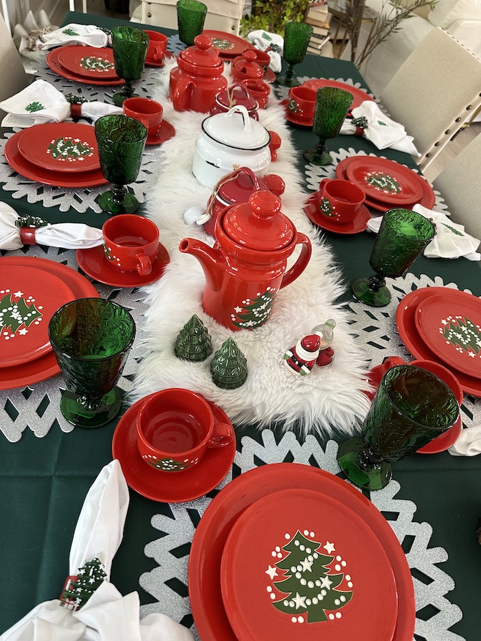 German Christmas table setting