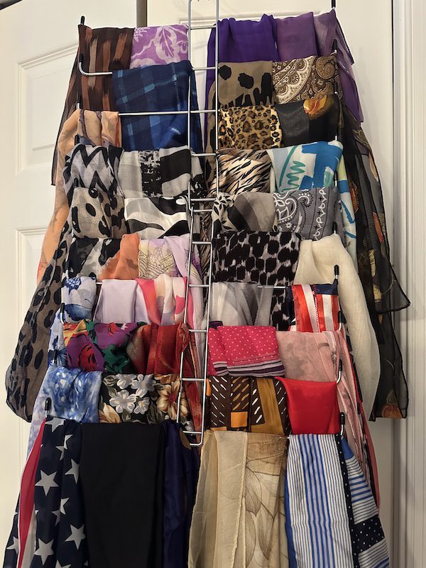 scarves rack