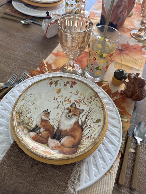little foxes place setting
