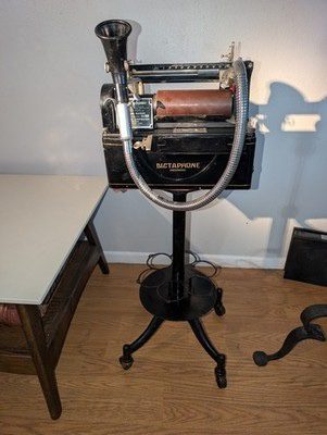 dictaphone