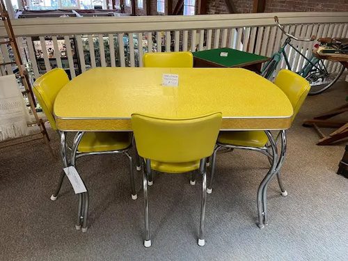 yellow dinette